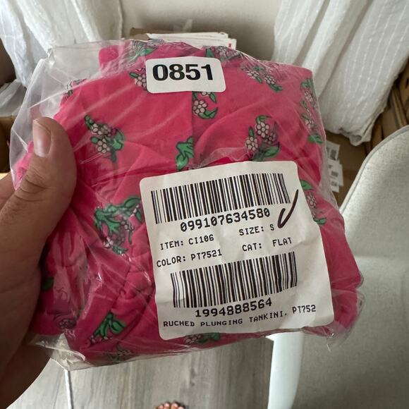 J.Crew Ruched Plunge Tankini Top SZ S Pink Floral Print Adjustable Straps Lined - Picture 10 of 10